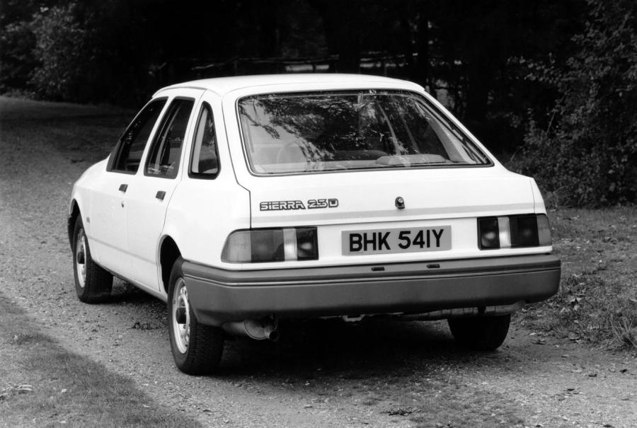  Ford Sierra 5-Door 1982 года  (UK) (фото 7 из 8)